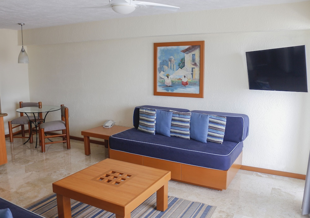 Plaza Pelicanos Grand Beach Resorts 46/65