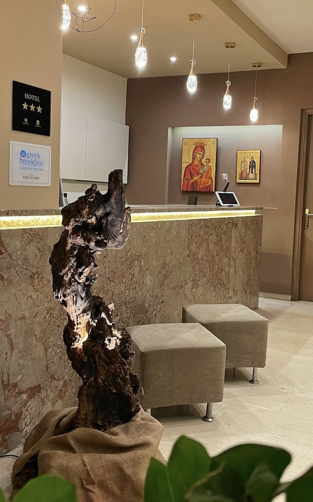 Nidimos Hotel 11/50