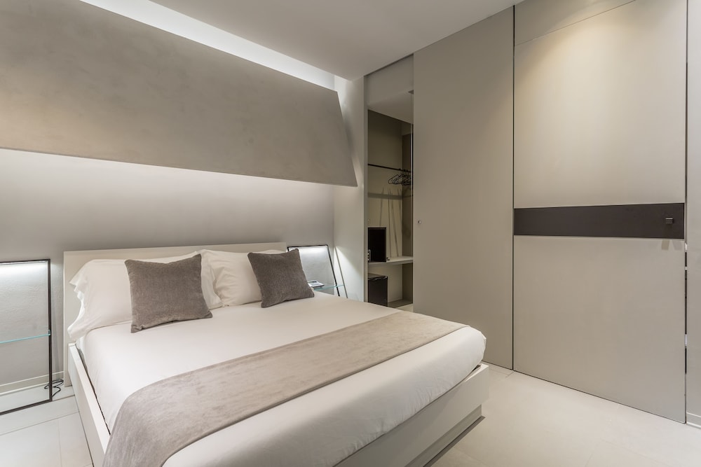 ROOM, DOUBLE BED, GARDEN VIEW