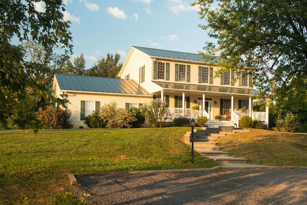Hillbrook Inn 45/50