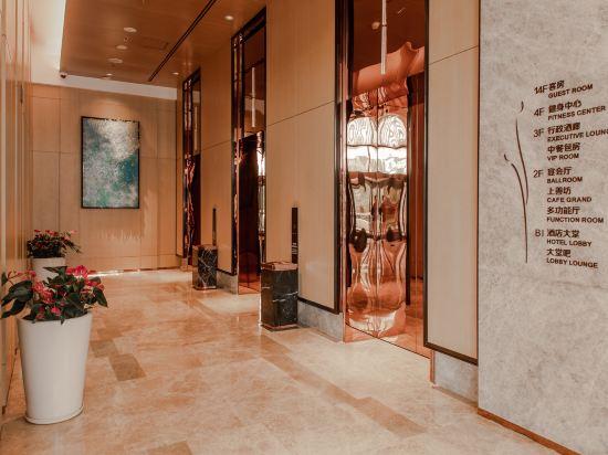 Inzone Royal Plaza Hotels 17/20
