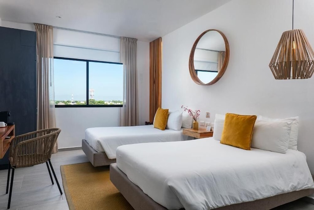 ROOM, 2 DOUBLE BEDS