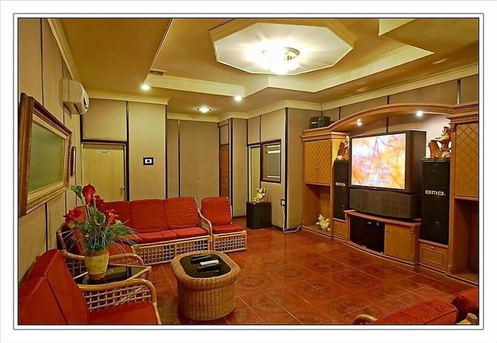 Citra Cikopo Hotel 11/29
