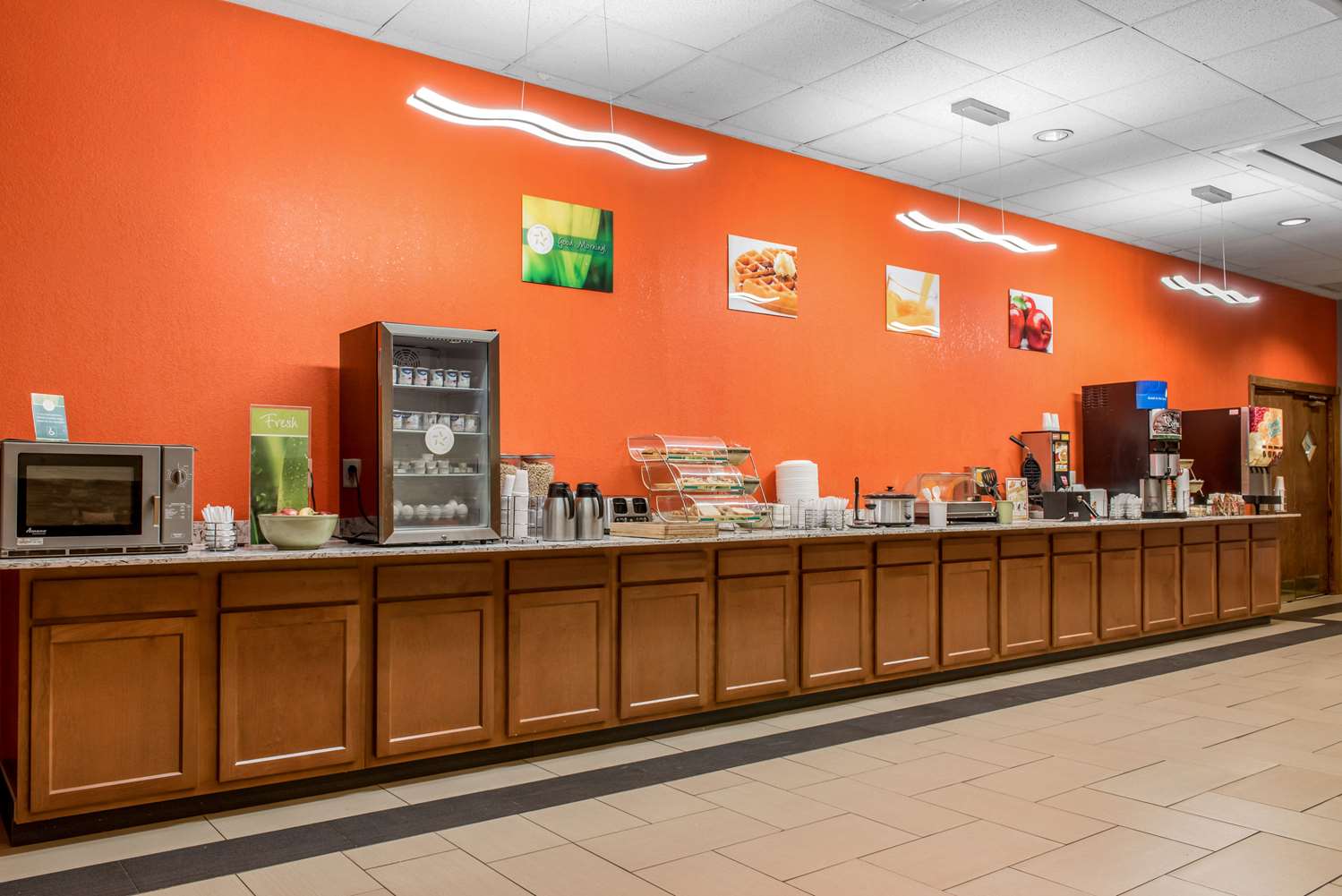 Quality Inn & Suites Bedford West IN 5/40
