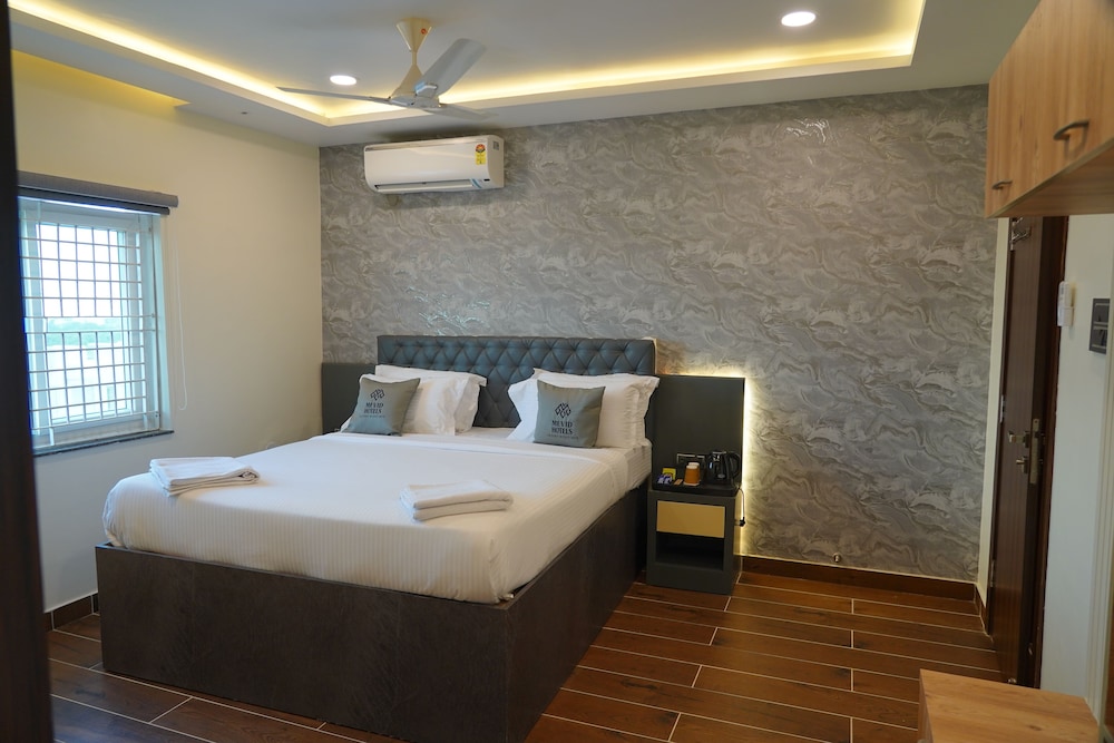 SUPERIOR, DOUBLE BED