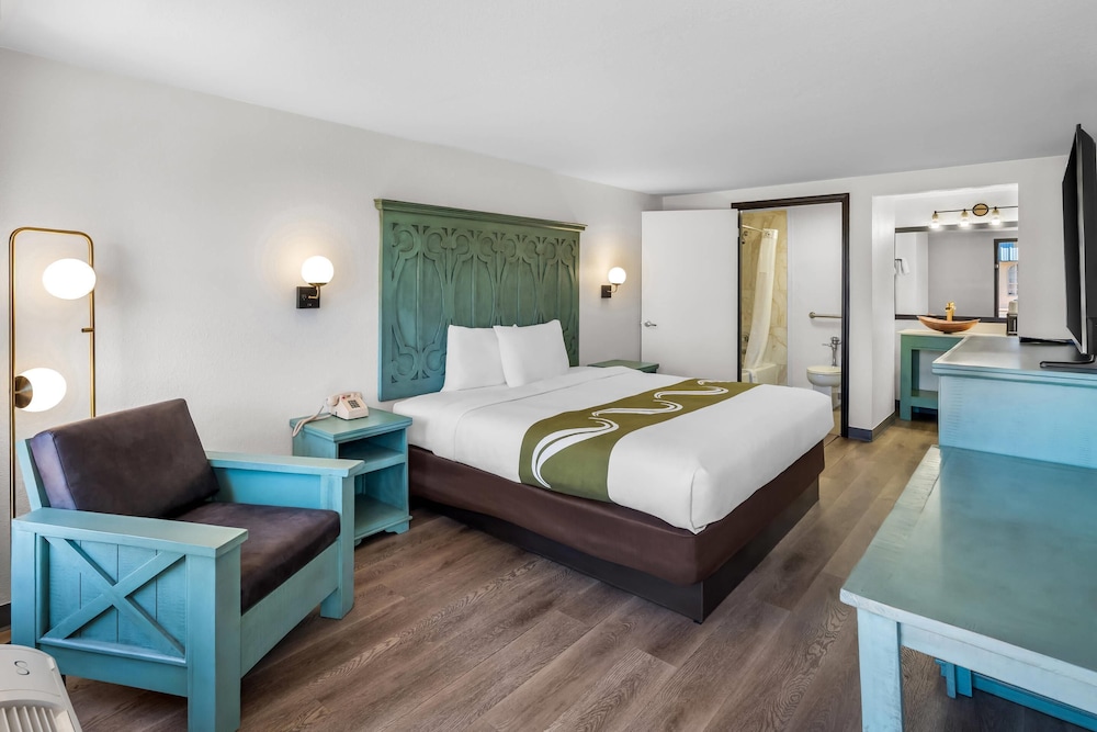 Rodeway Inn Llano 15/31