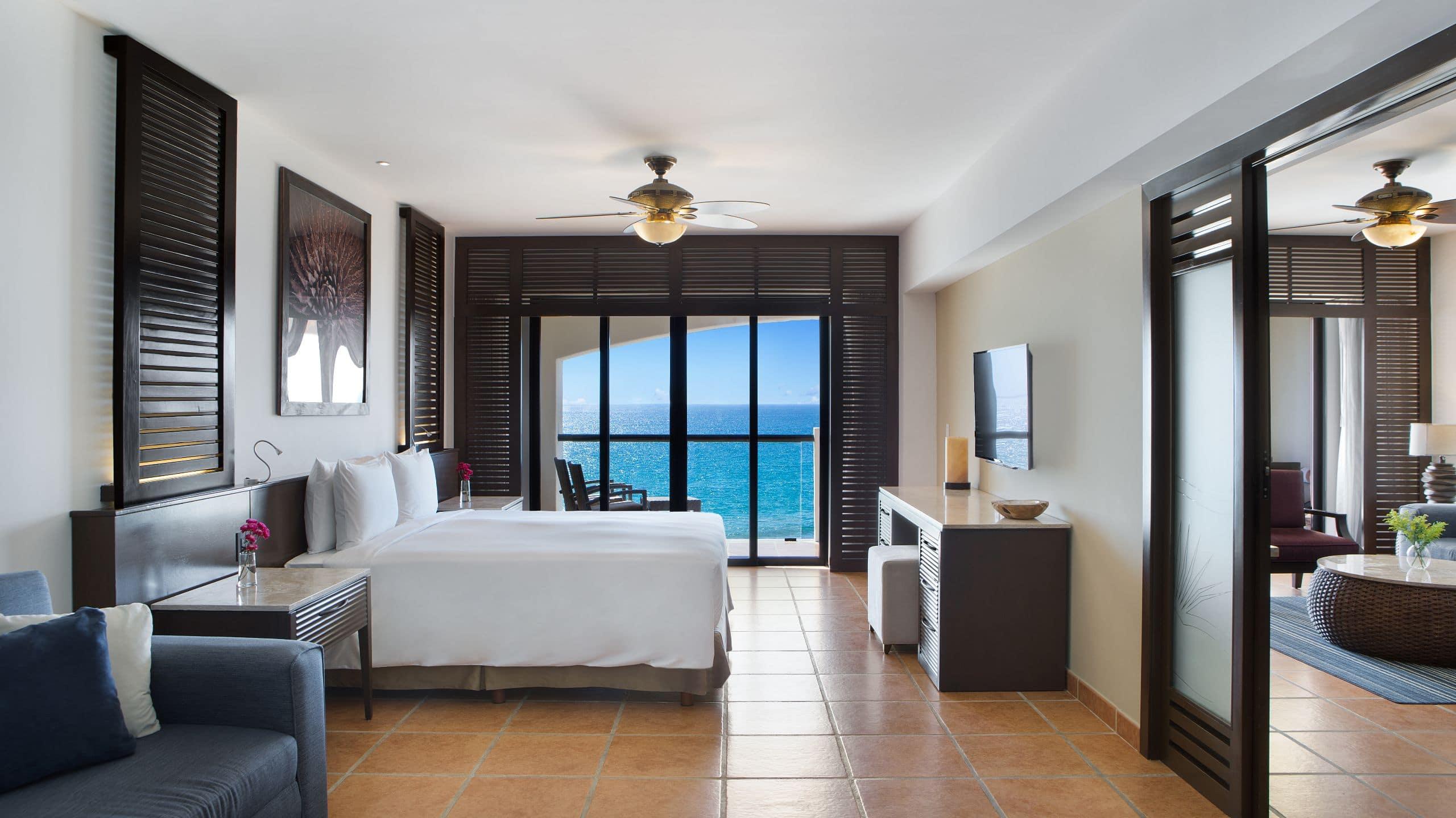 1 Bedroom, Master, Club, Suite, Ocean Front