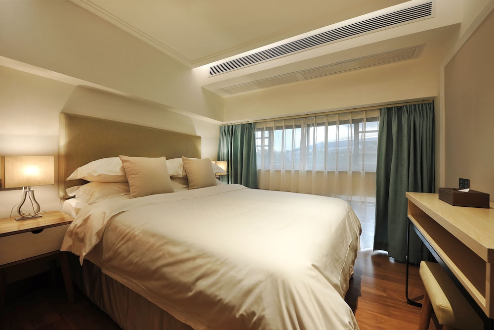 Shenzhen Mint International Apartment 6/34