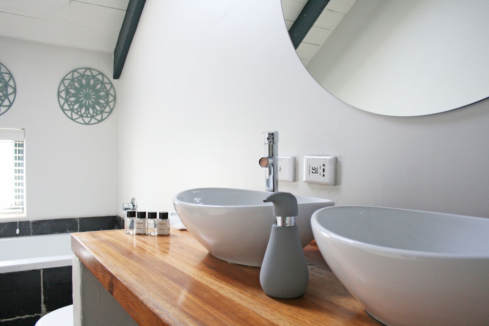 Abalone House &amp; Spa 59/75