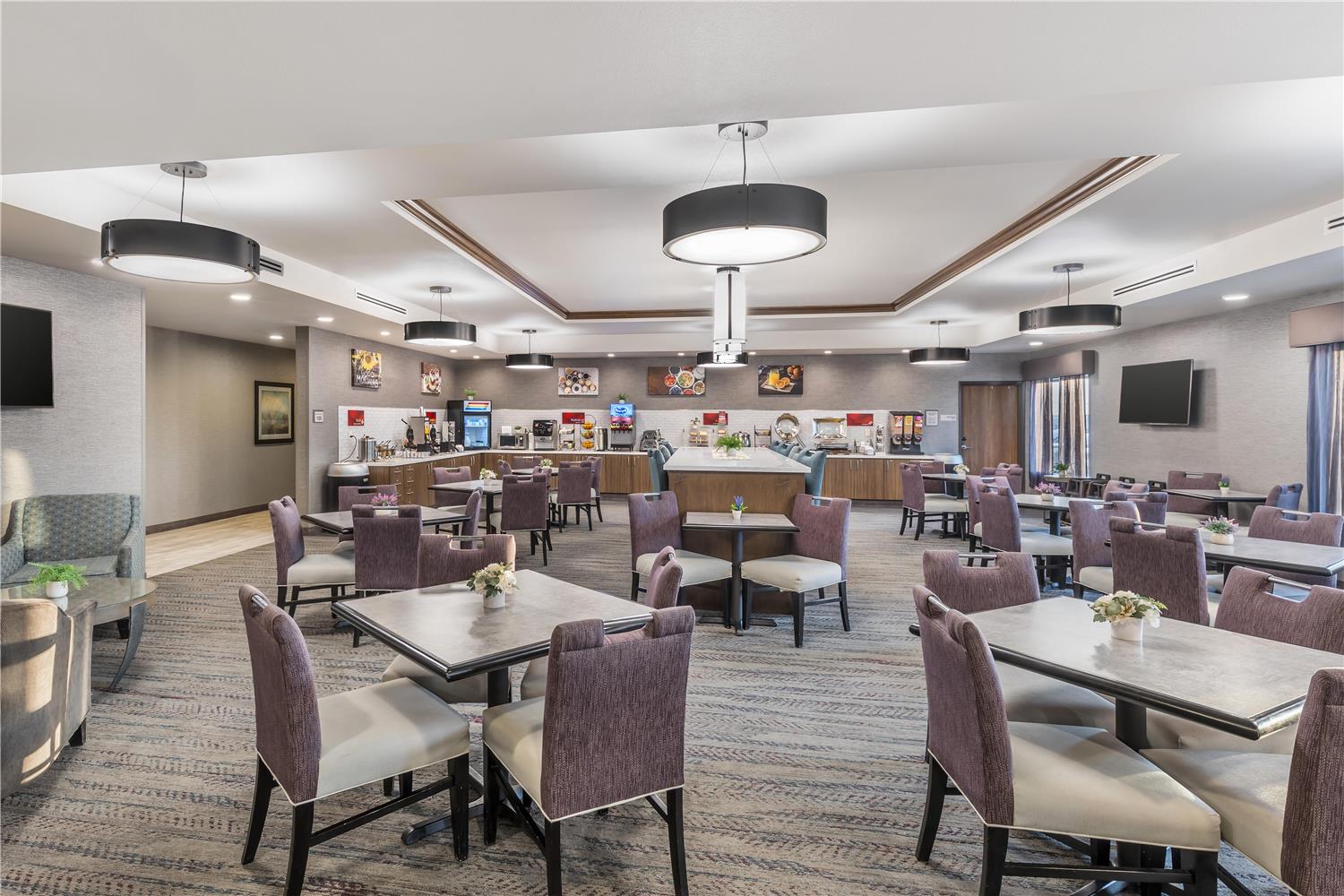 Best Western Plus Rapid City Rushmore 23/26