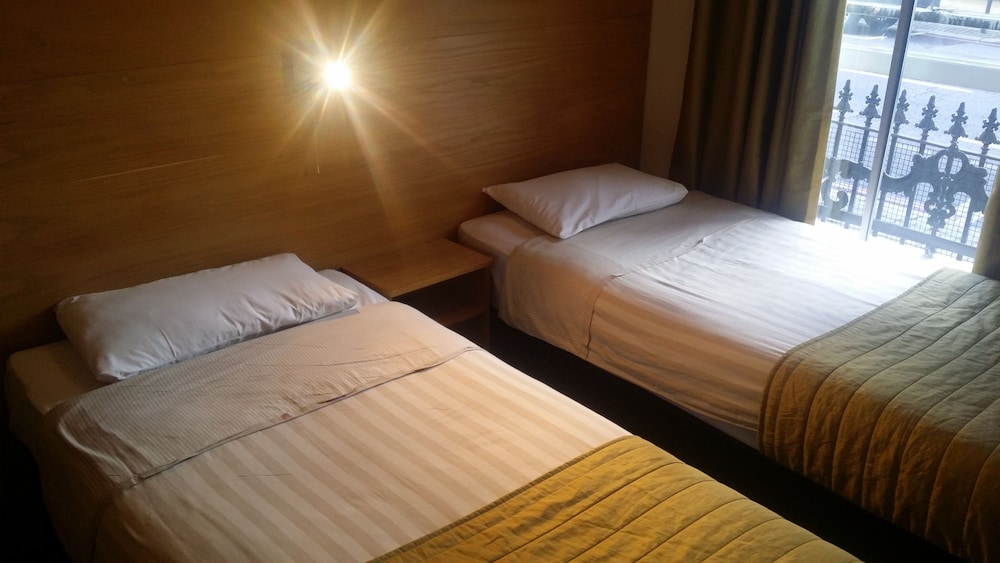 غرفة بسريرين منفصلين، Arriva Hotel 5/10