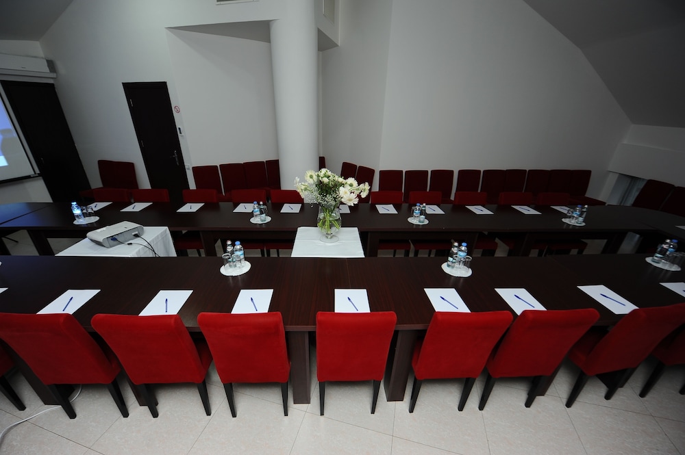 Hotel Aisi 41/50