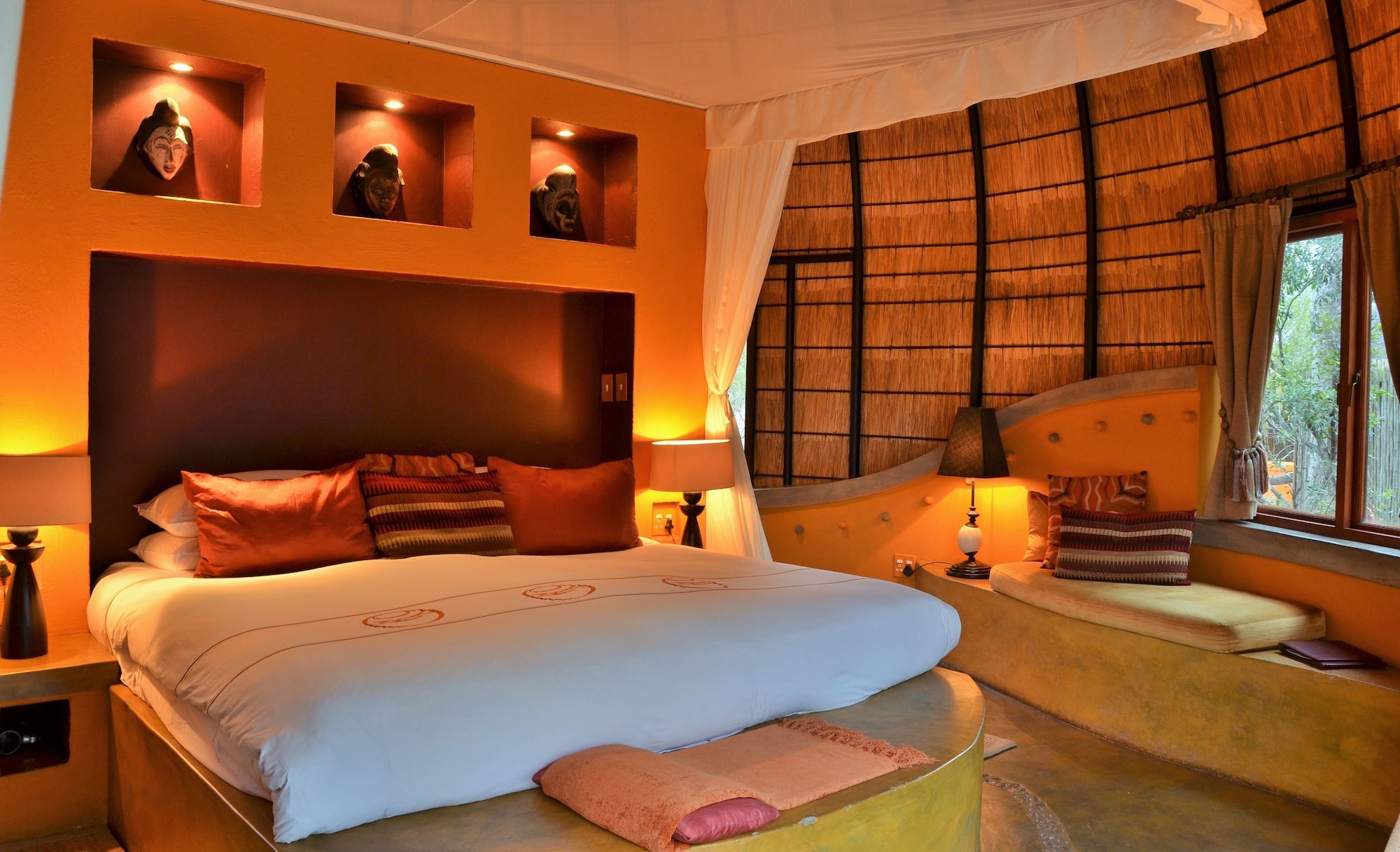 SUITE, DOUBLE BED