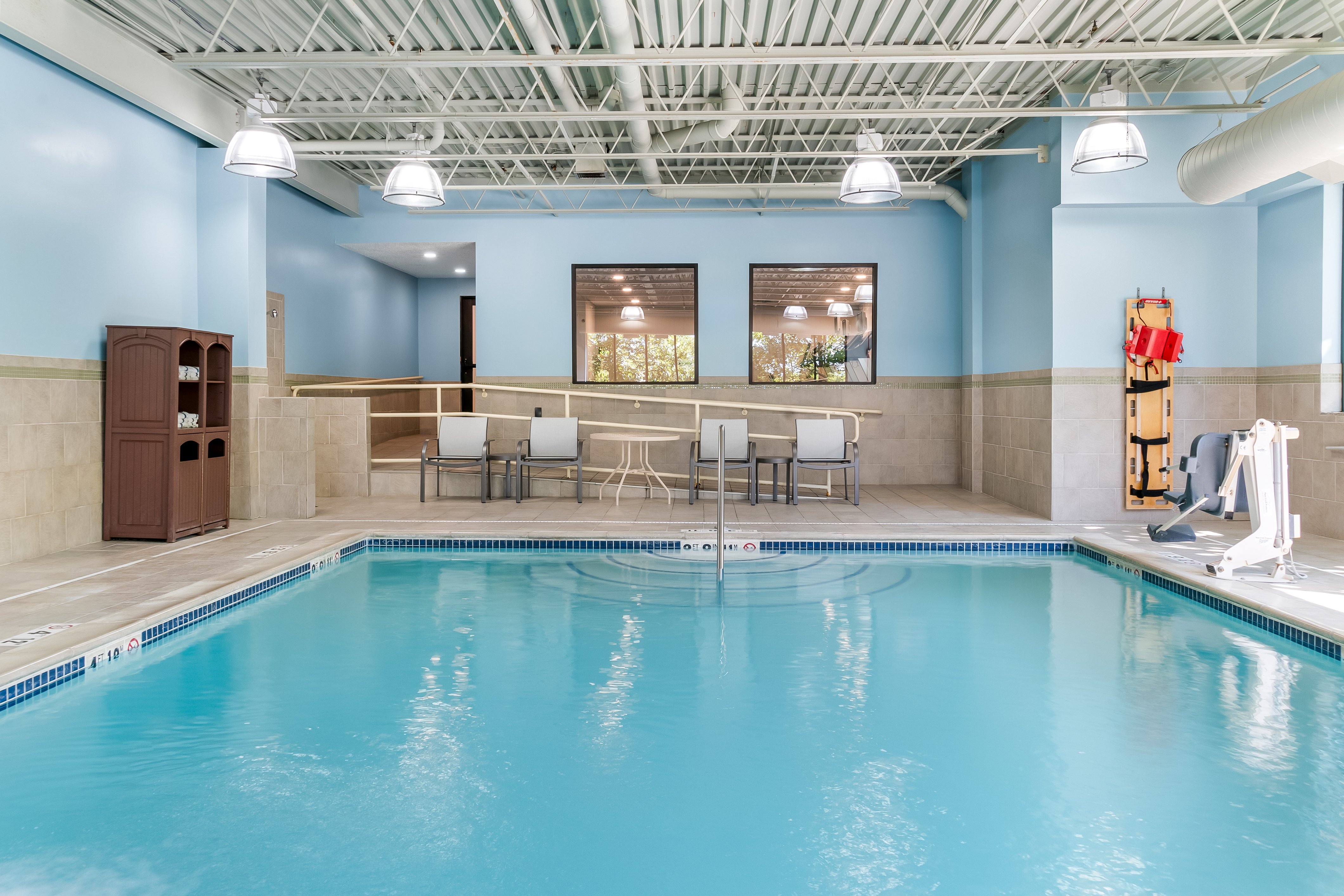 Holiday Inn Express Hotel & Suites Detroit-Novi 39/69