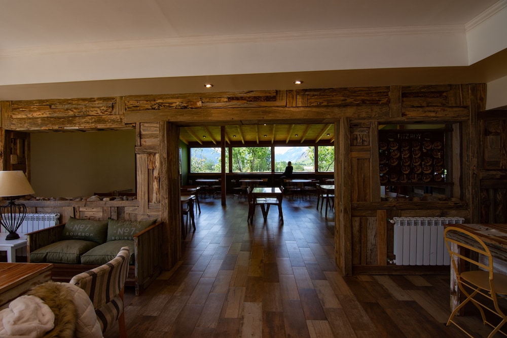 Fitz Roy Inn 36/54