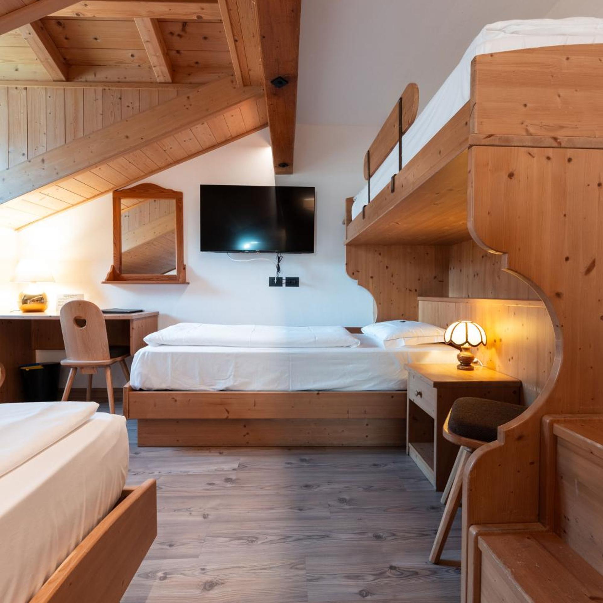 غرفة قياسية رباعية، Hotel Piedibosco 7/10