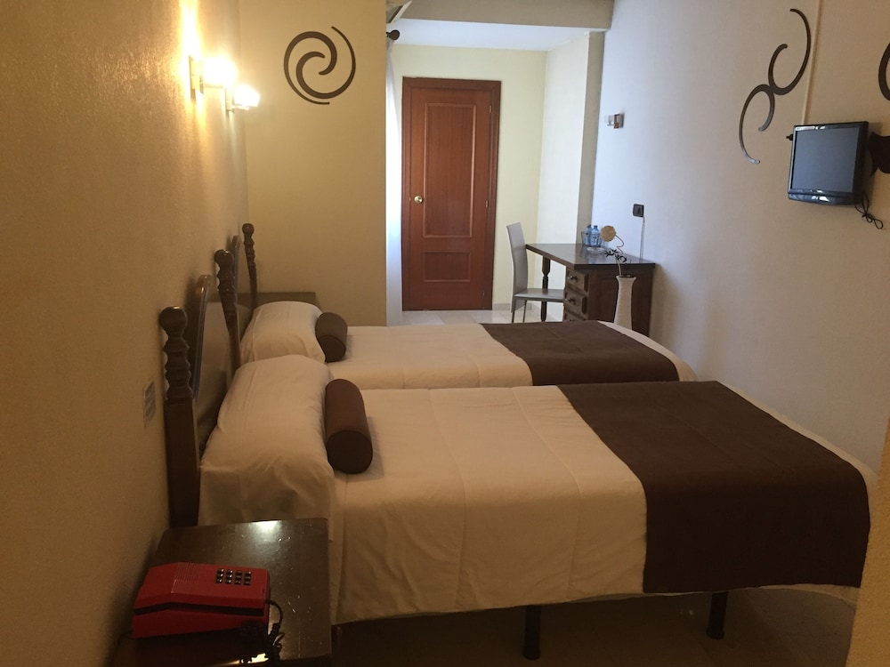 Hotel Emperatriz Ii 9/22