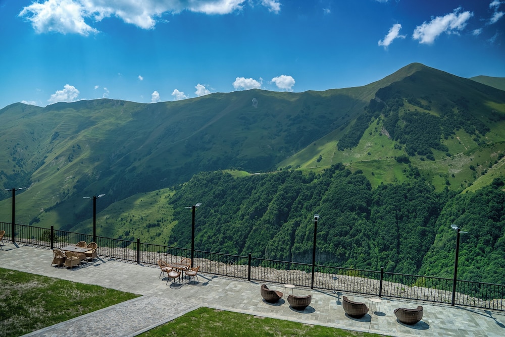 Gudauri Inn 33/39