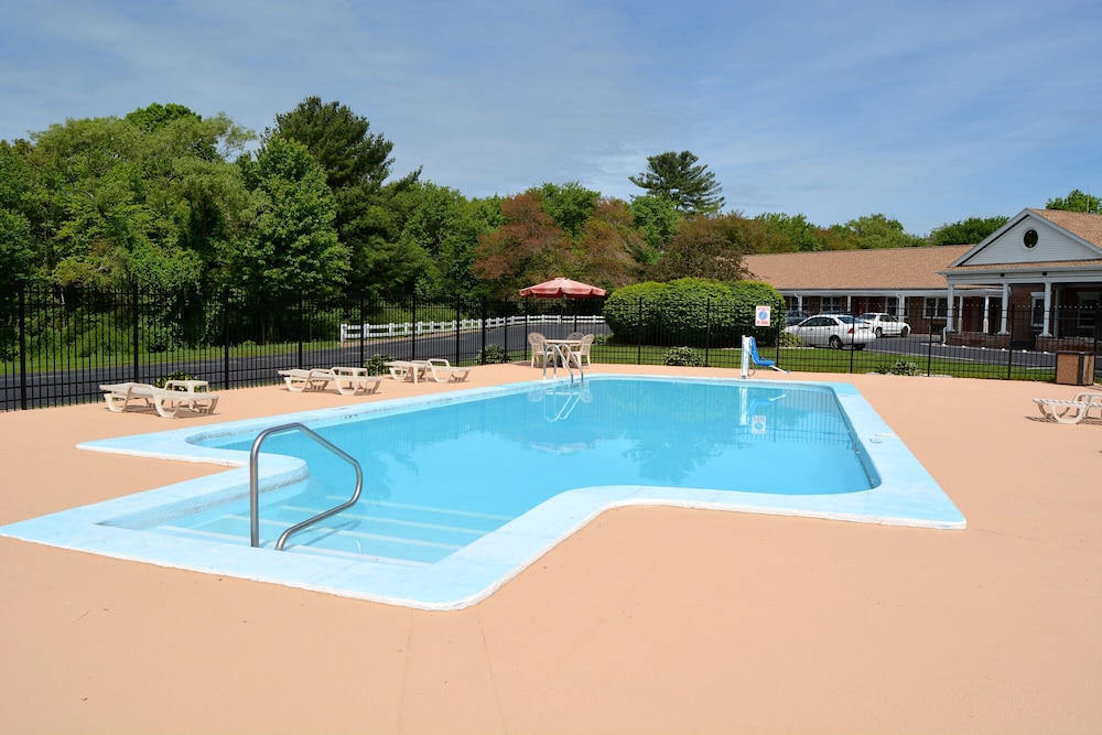 Quality Inn Raynham - Taunton 54/75