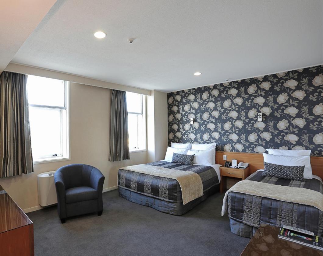 Premium, Queen Bed