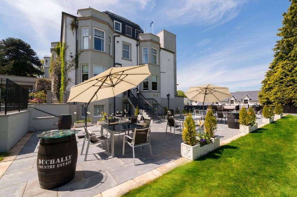 Duchally Hotel and Country Estate 40/50