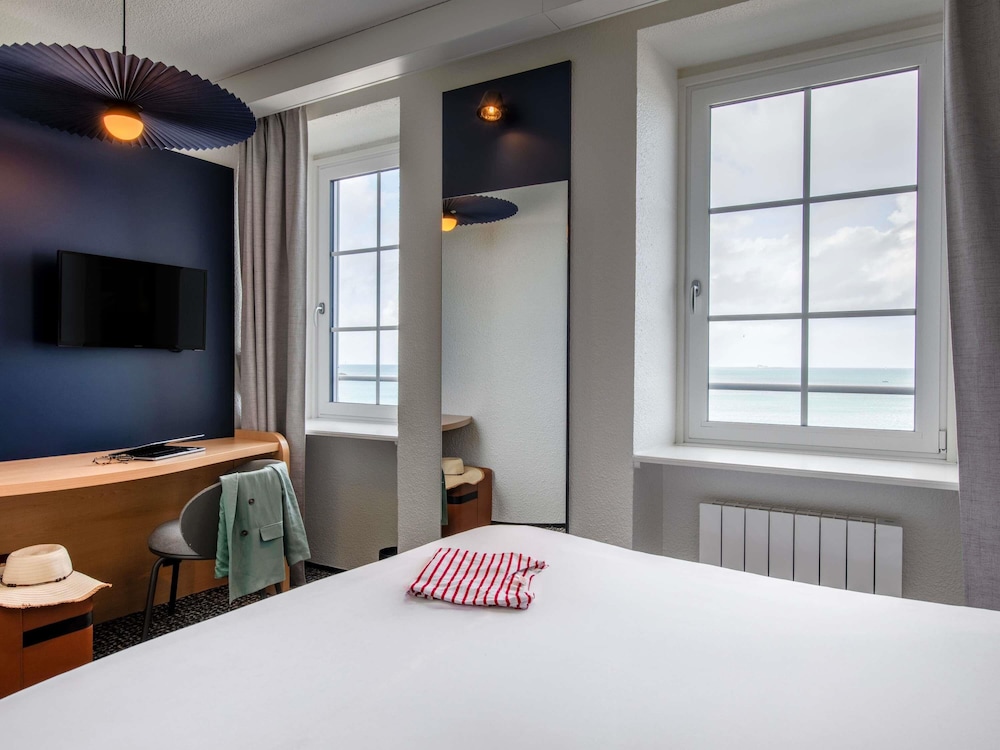 IBIS SAINT MALO PLAGE 24/66