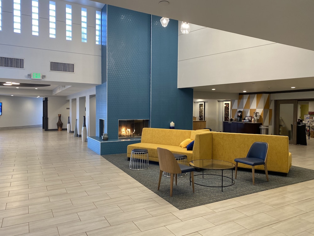 Best Western Denver East 32/37