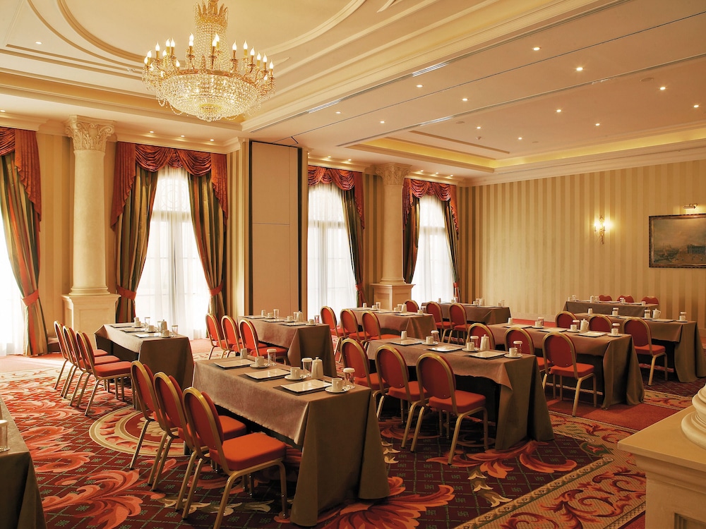 Grecotel Larissa Imperial 74/83