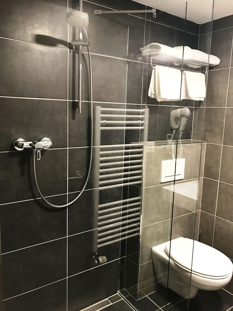 Hotel Atrium 73/73