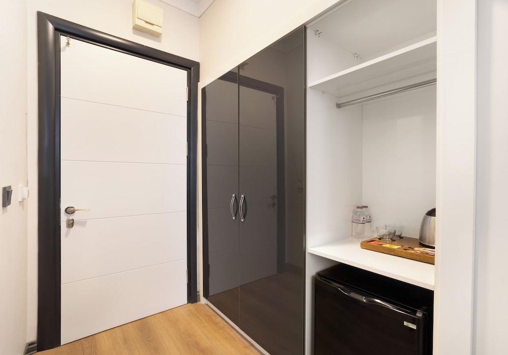 Des Suites Hotel 52/53