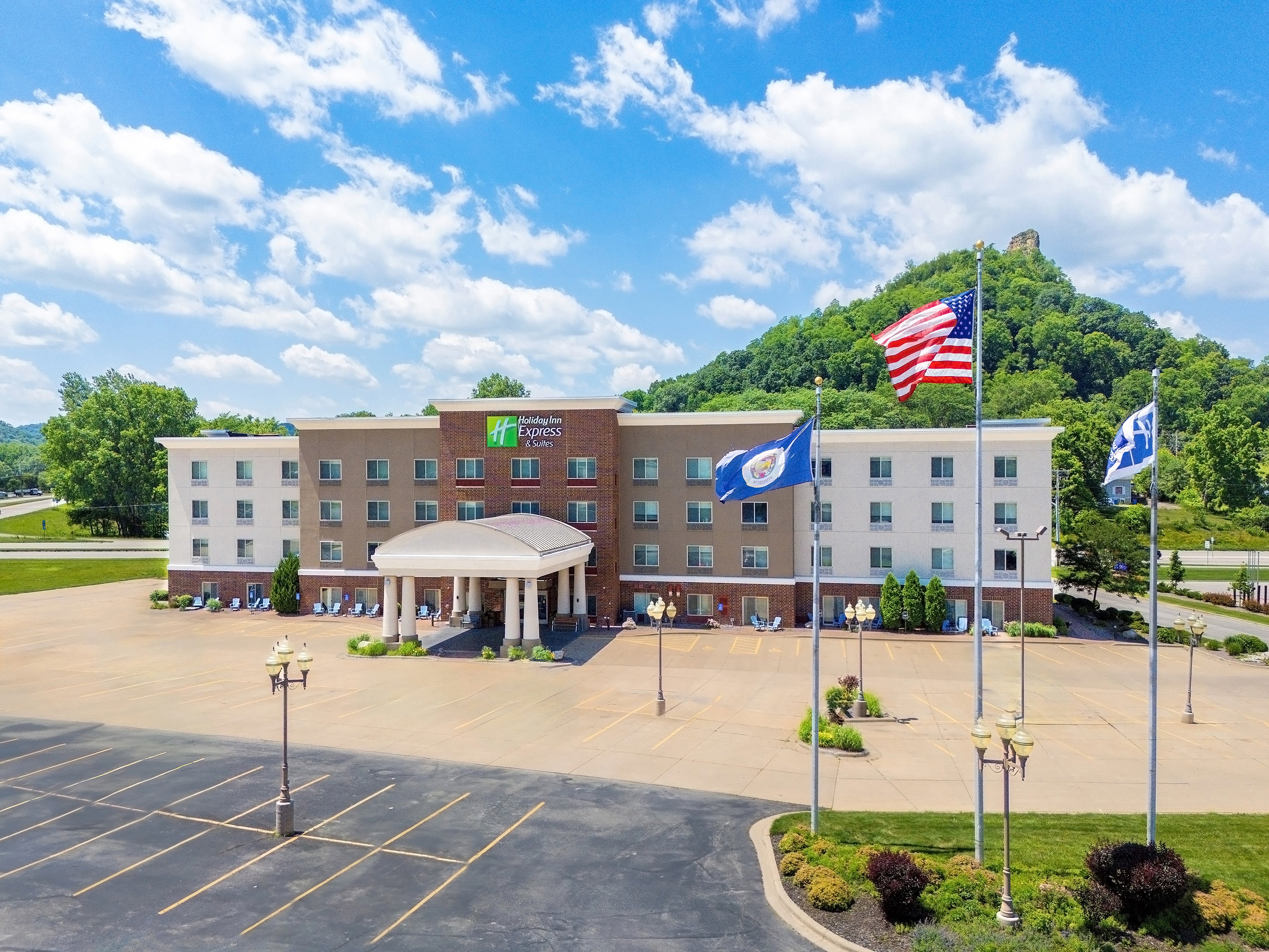 Holiday Inn Express Hotel Suites Winona 49/49