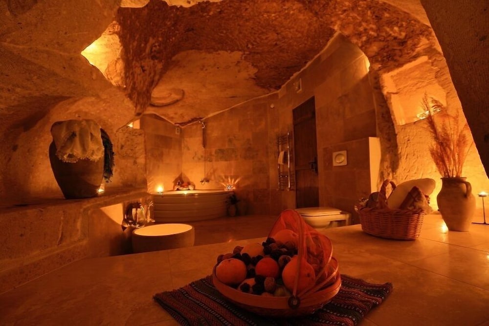 Jerveni Cave Hotel 22/47