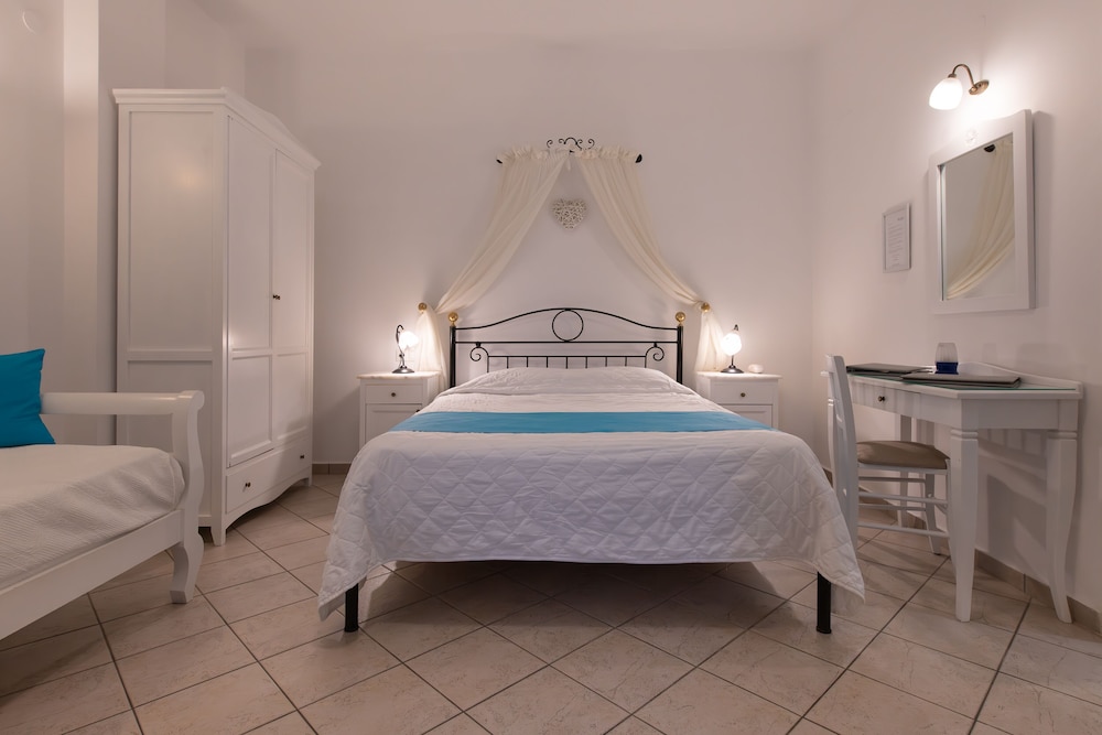 Reverie Santorini Hotel 9/50
