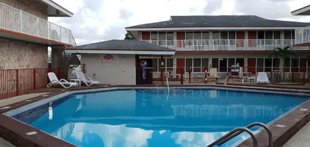 Garden Inn Homestead 2/81
