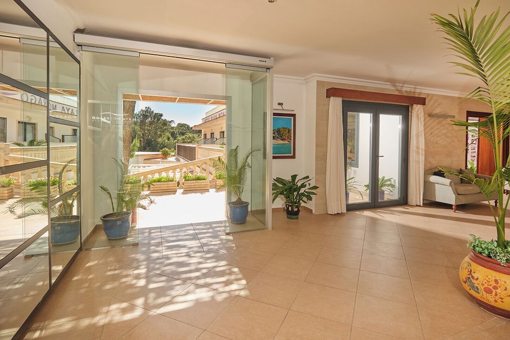 Playa Mondrago Hotel Apartments 14/57