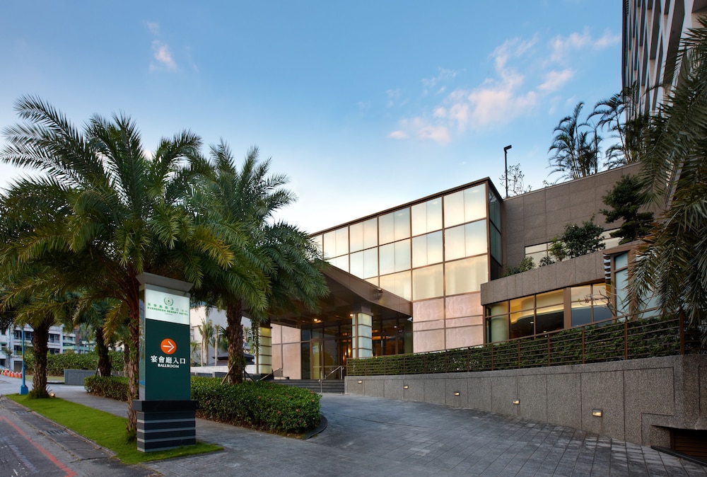 Evergreen Resort Hotel Jiaosi 64/70