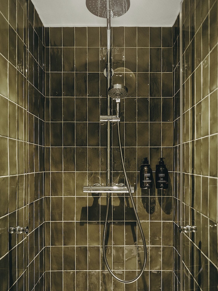 Hotel du Savoir 36/63