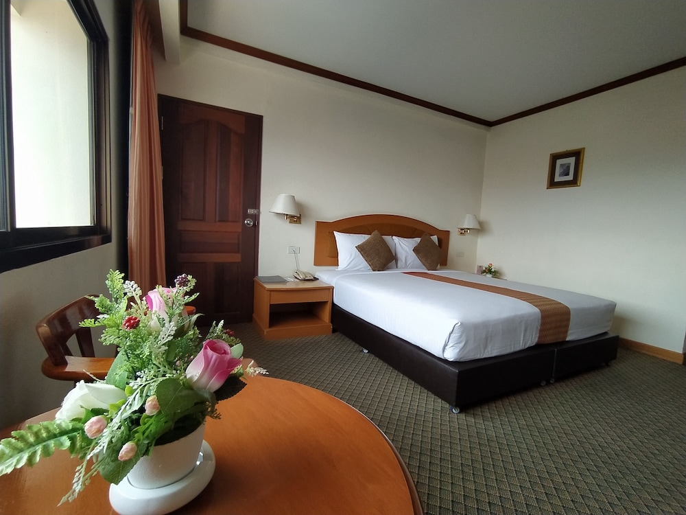 Sing Golden Place Hotel 27/52
