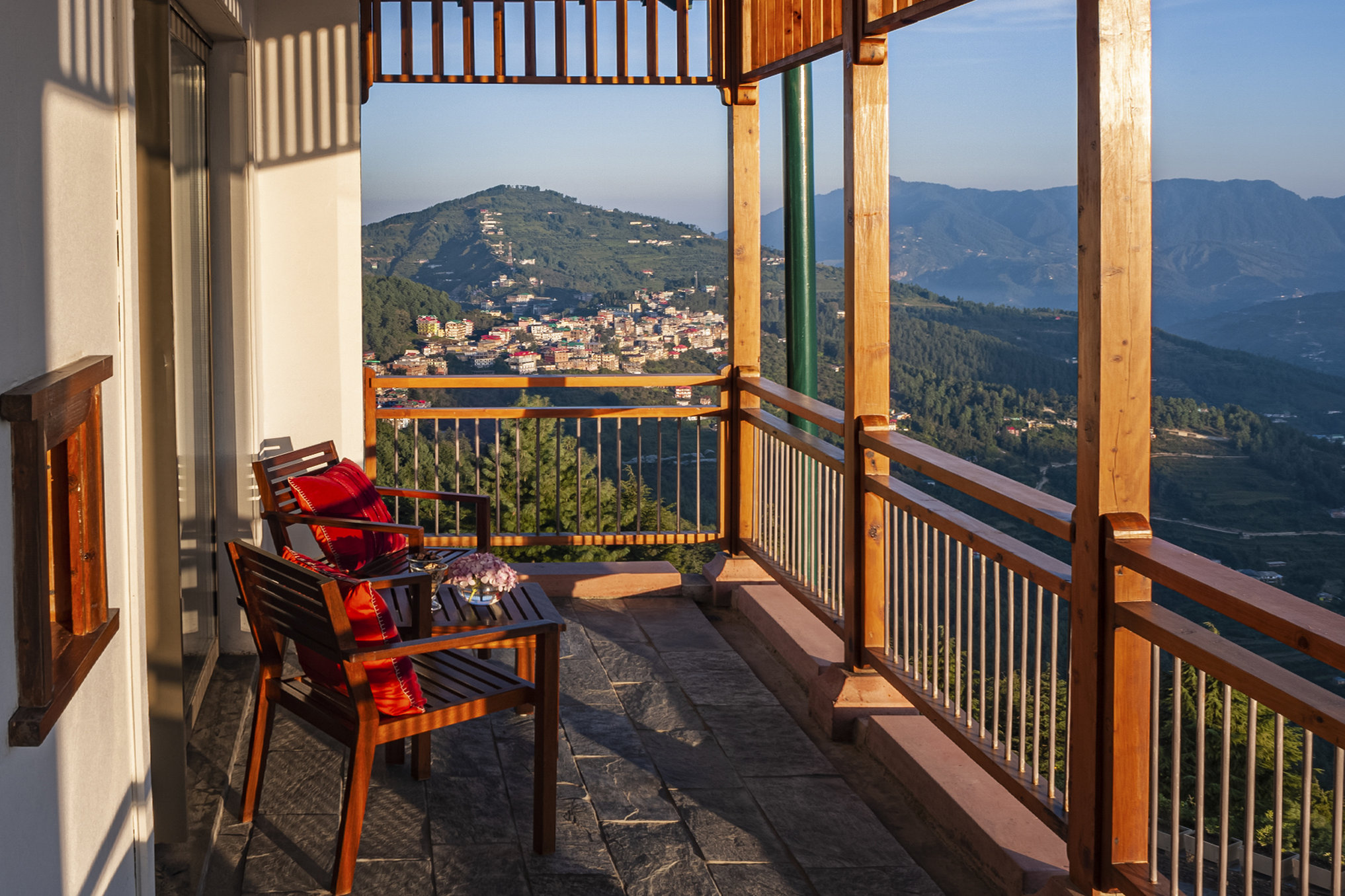 Taj Theog Resort And Spa Shimla 34/45