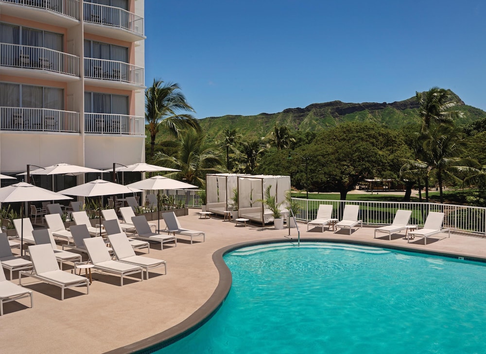 Park Shore Waikiki 39/50