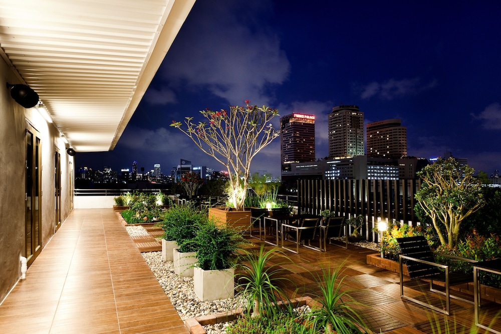 Royal Princess Larn Luang Bangkok Hotel in BANGKOK