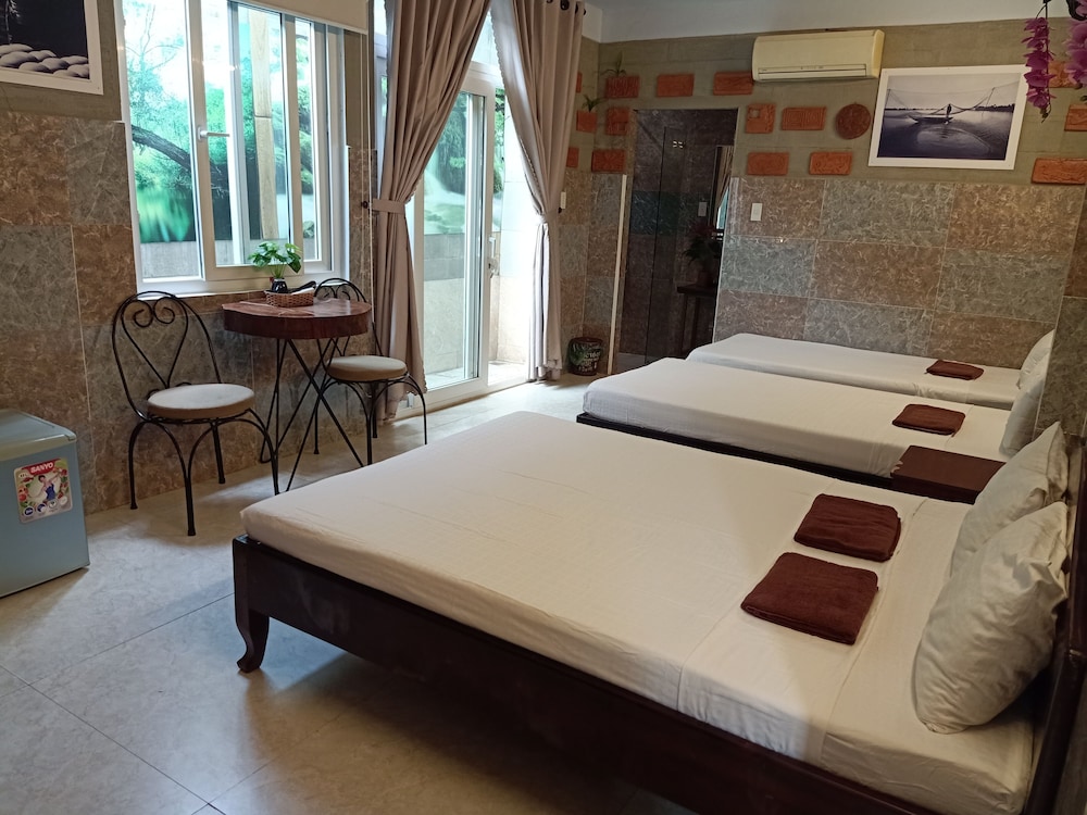 Terra Cotta Homestay And Hostel 12/36