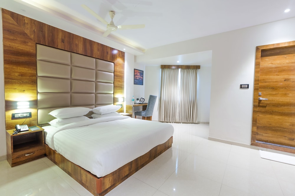 AURA ONE HOTEL 17/45