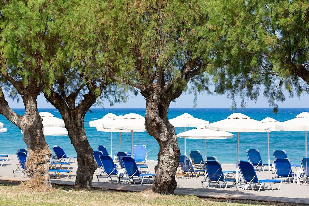 DORETA BEACH RESORT 48/52