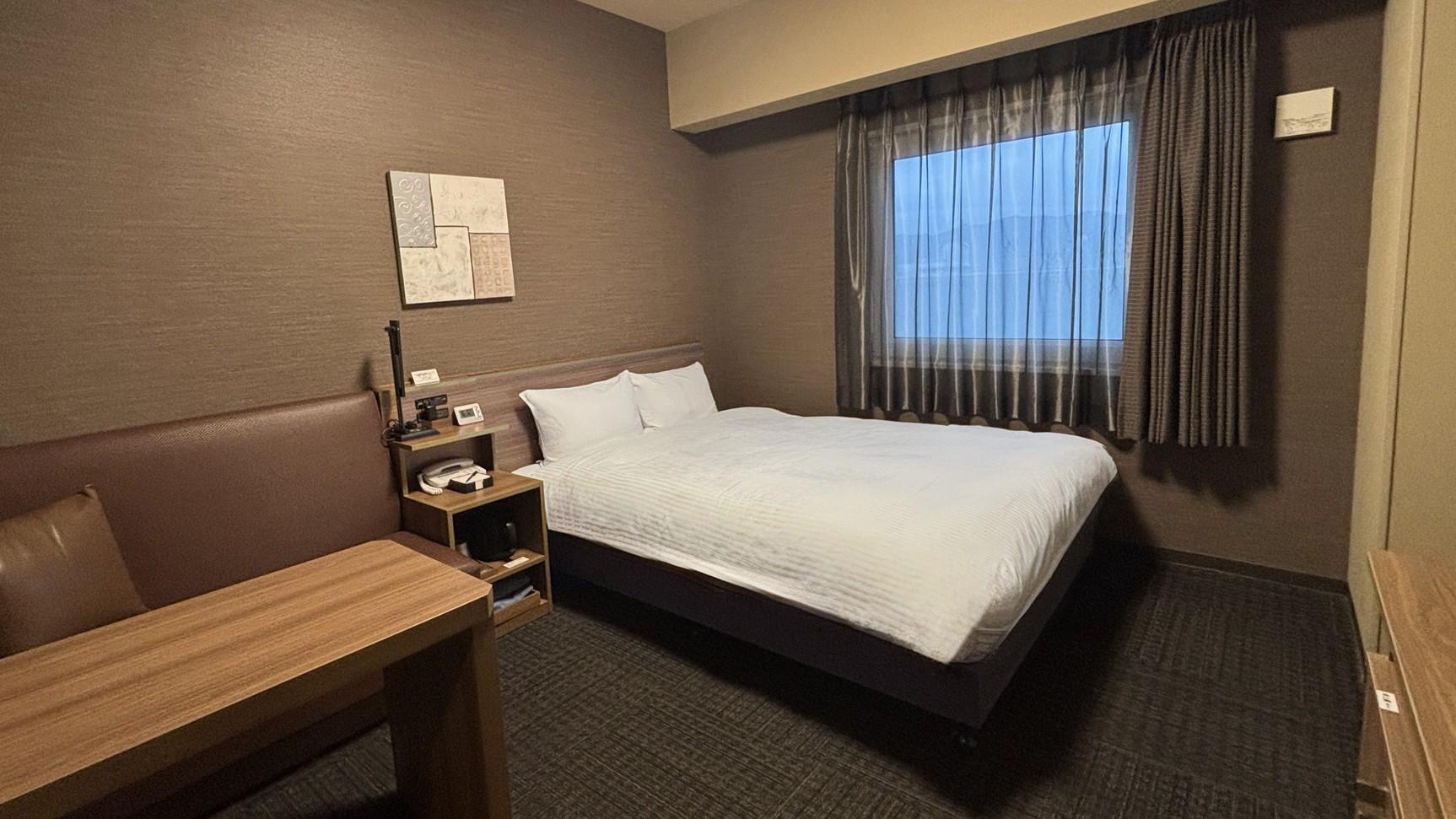 Semi Room, Standard, Semi Double Bed, Smoking
