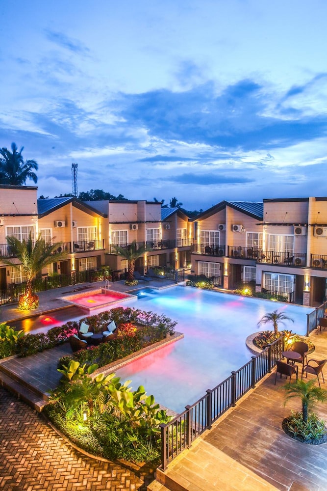 Royale Parc Hotel Tagaytay 36/41