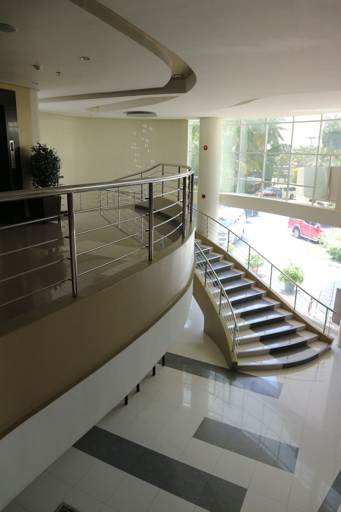 N Hotel 29/55