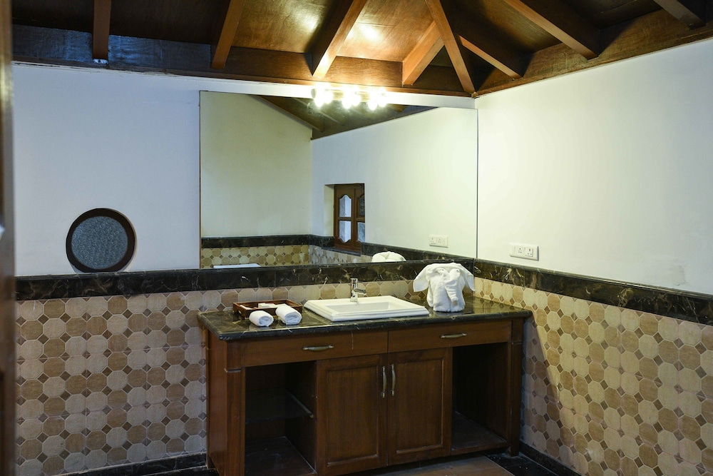 Surya Kiran Heritage Hotel 50/50