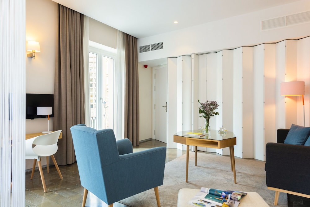 Torre Homenaje Historical Suites 31/50