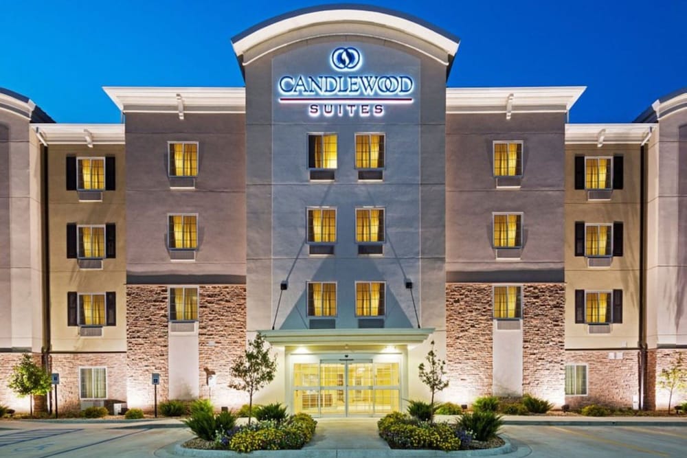 Candlewood Suites 1/48